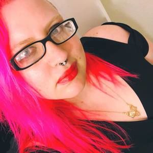 Meet your Posher, Alisha